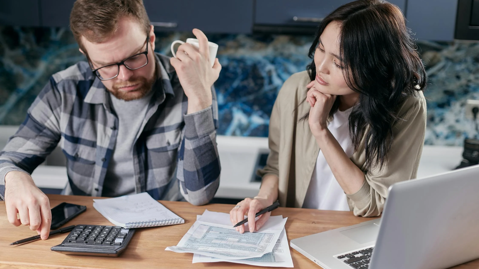 From Forgotten Wallets to Crushing Debt: The Real Immigrant Guide to becoming debt-free in 6 Months
